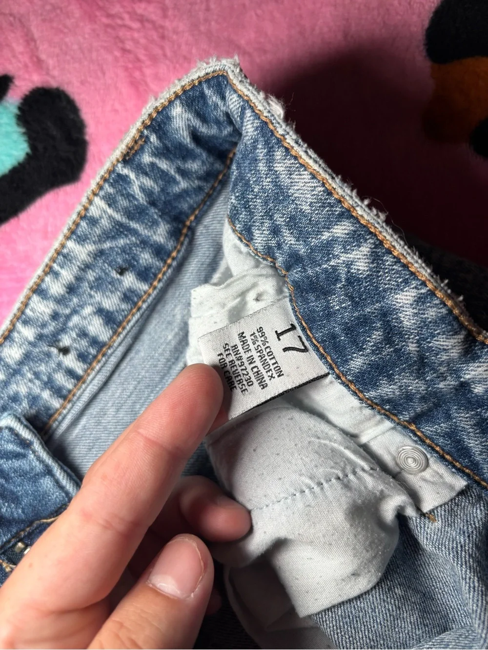Almost Famous Denim Shorts - Picture 13 of 14